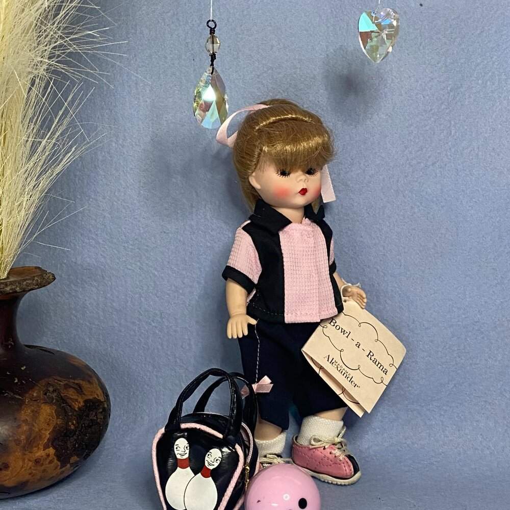 Madame Alexander Doll 8” Bowling Bowl-A-Rama Americana Box Tag Ball Bag #39720